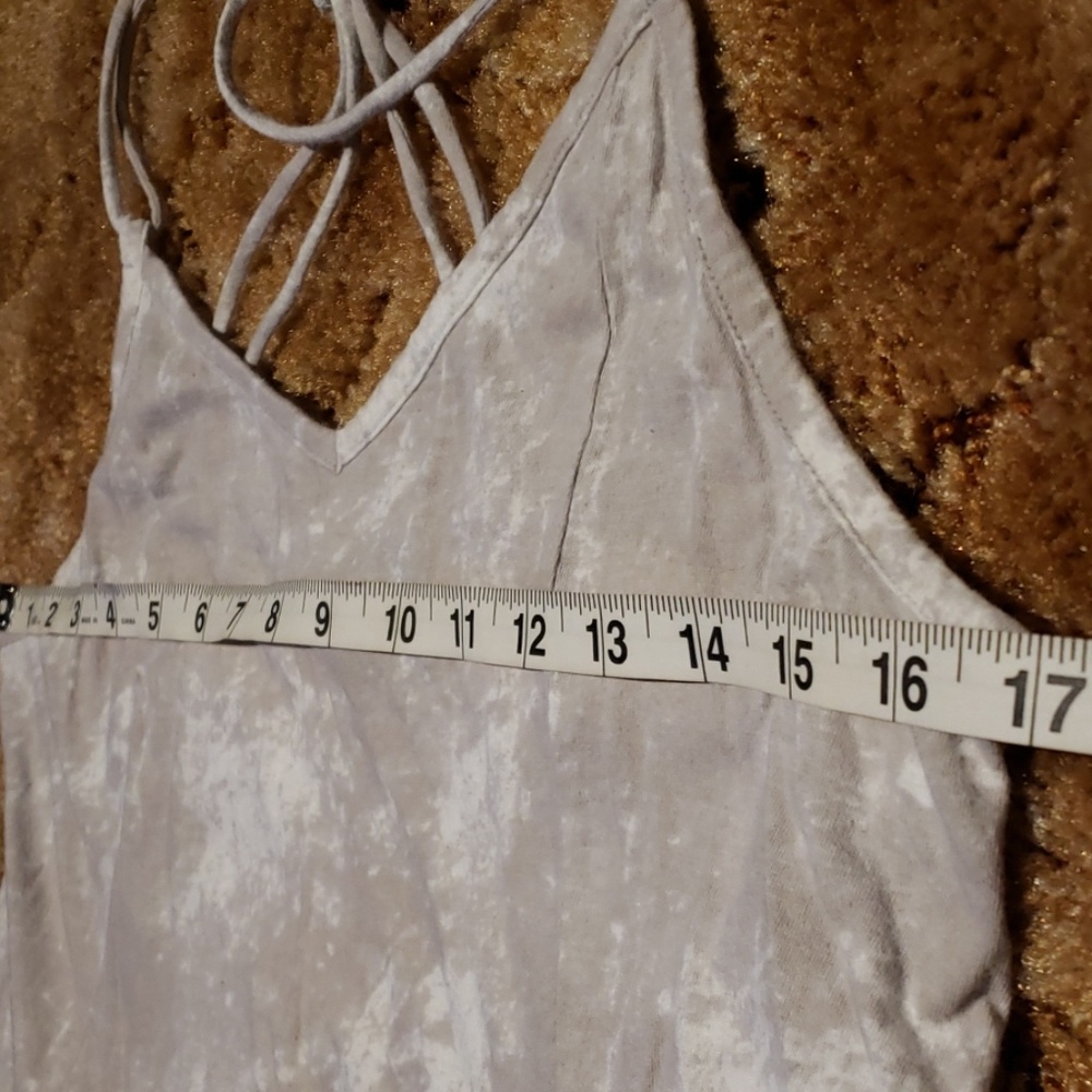 Gray and White Tye-Dye Marble Tank - Picture 6 of 8
